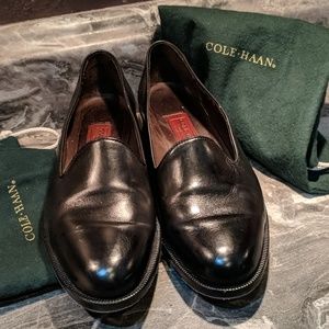 Cole Haan loafers black leather size 9B